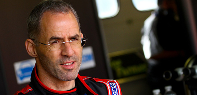 Alain Menu con la Subaru<br />Top Run a Buriram e Macao