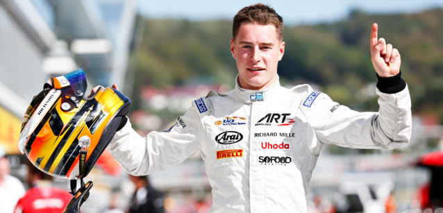 Sochi - Gara 2<br />Vandoorne campione, vince Stanaway