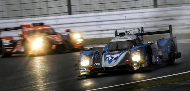 Il pasticcio del finale LMP2 al Fuji<br />Sospeso il verdetto su Bradley-Yacaman