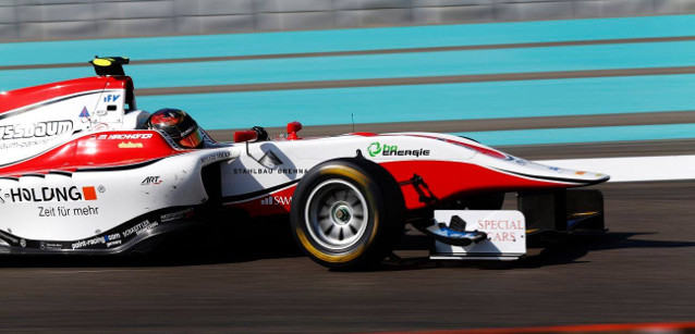 Yas Marina, libere<br />Kirchhofer primo, Ghiotto secondo