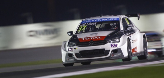 Losail, gara 1 <br />Lopez vince in notturna<br />
