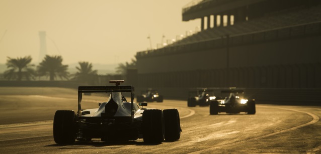 Yas Marina, 1° turno<br />Parry al top con Trident
