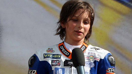 Valentino aspetta il fratello e chiude con la F.1 