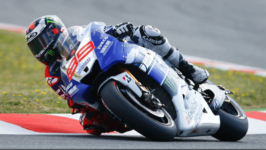 Barcellona - Gara<br>Lorenzo domina il trio spagnolo