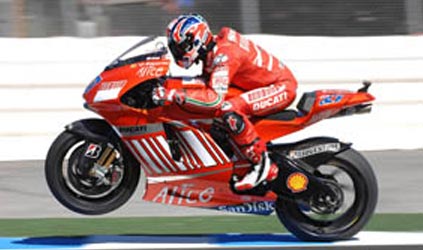 Ducati e Melandri avanti ancora per due gare