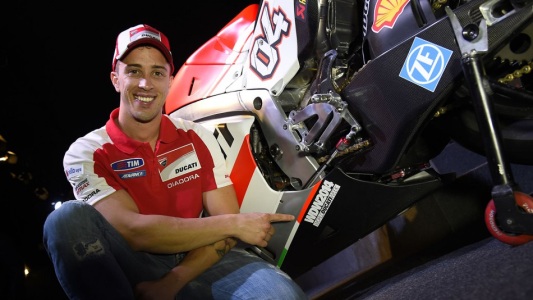 Andrea Dovizioso rinnova con Ducati