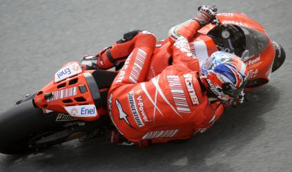 Sachsenring – Qualifica <br> Casey Stoner cala il poker