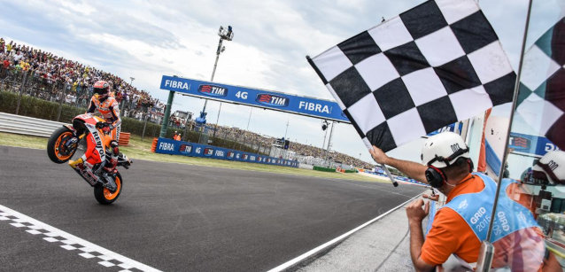 Misano - Gara<br />Marquez vince la roulette della pioggia