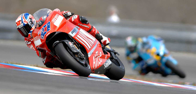Stoner torna alla Ducati<br />Sarà collaudatore e testimonial