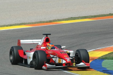 Filippi rientra a Silverstone<br>Glock al posto di Gommendy