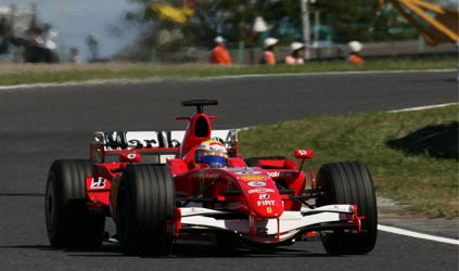 Suzuka - Qualifica<br>Massa e Schumi in 1. fila