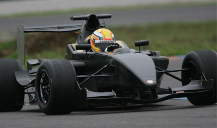 Giorgio Pantano promuove<br>la Tatuus S2000 Master