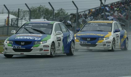 Fabrizio Giovanardi a Curitiba<br>con la Honda del team JAS
